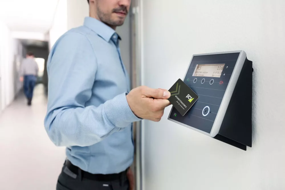 SmartPass: Revolutionizing Access and Identity Management in the Digital Age